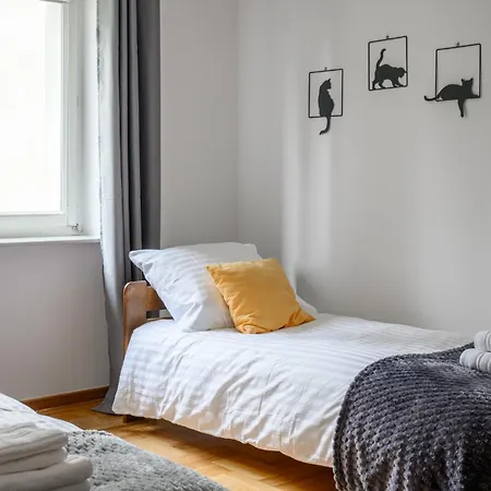 Bella Casa Premium - Biesiadna - Warschau