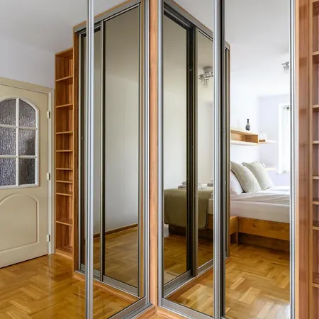 Bella Casa Premium - Biesiadna - Varsavia