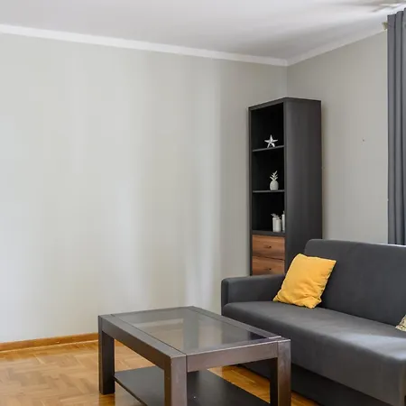 Bella Casa Premium - Biesiadna - Warschau